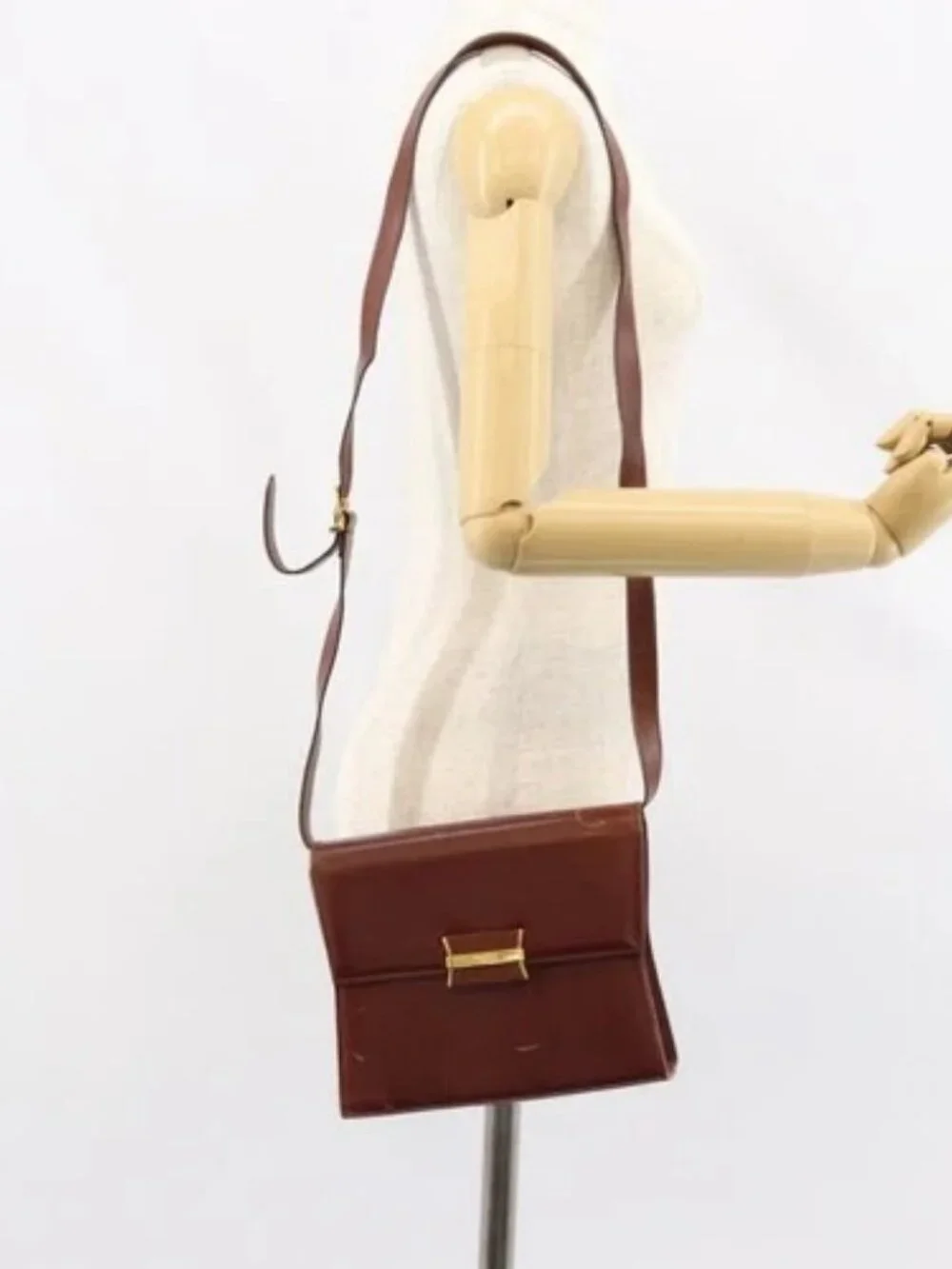Salvatore Ferragamo Shoulder Bag Leather Brown Gold Auth BA8006